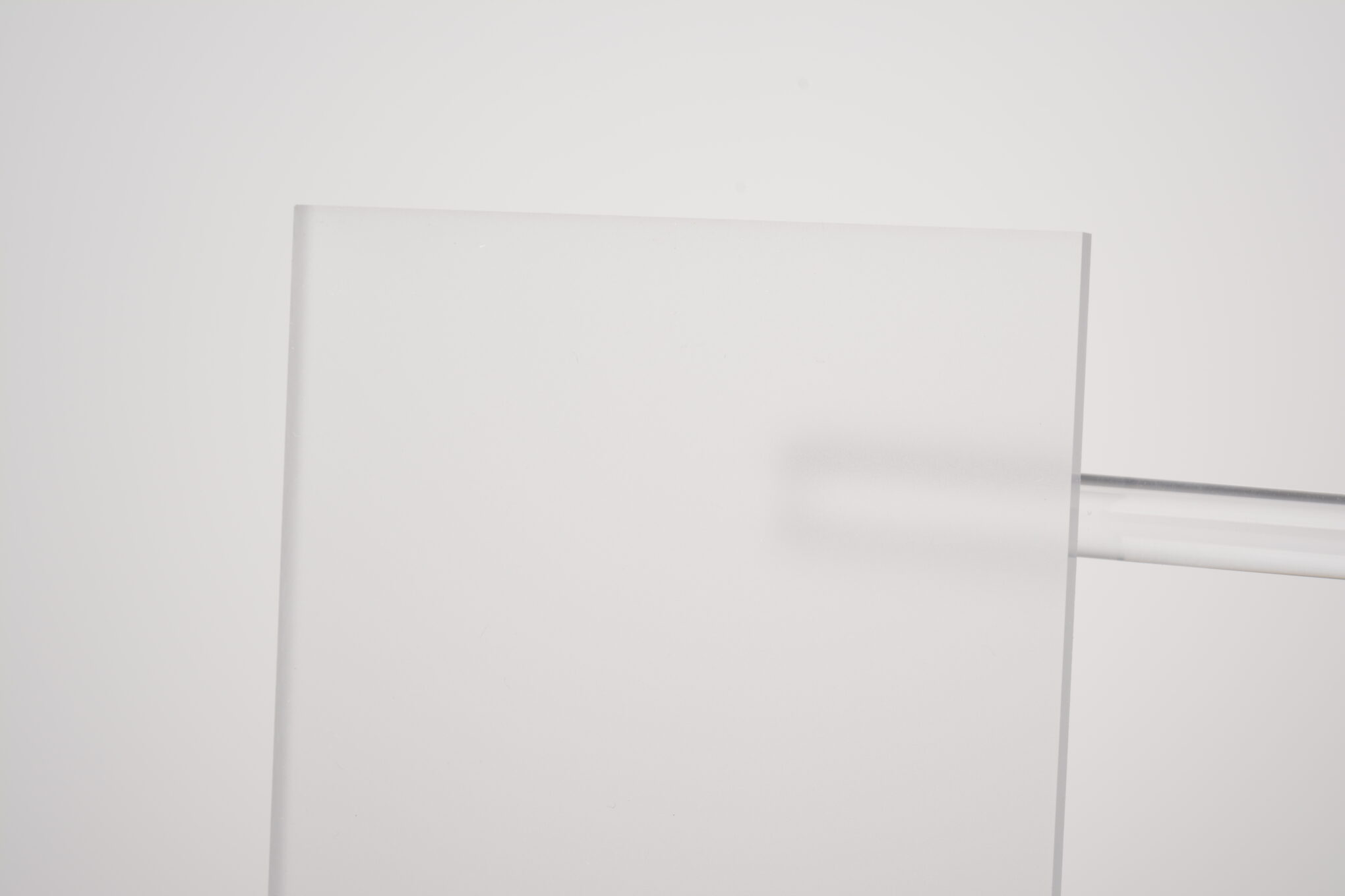PLEXIGLAS-Satinice-Crystal-0F00-DC PLEXIGLAS® GS Satinice, Farblos 0F00 DC, matt – Bild 1