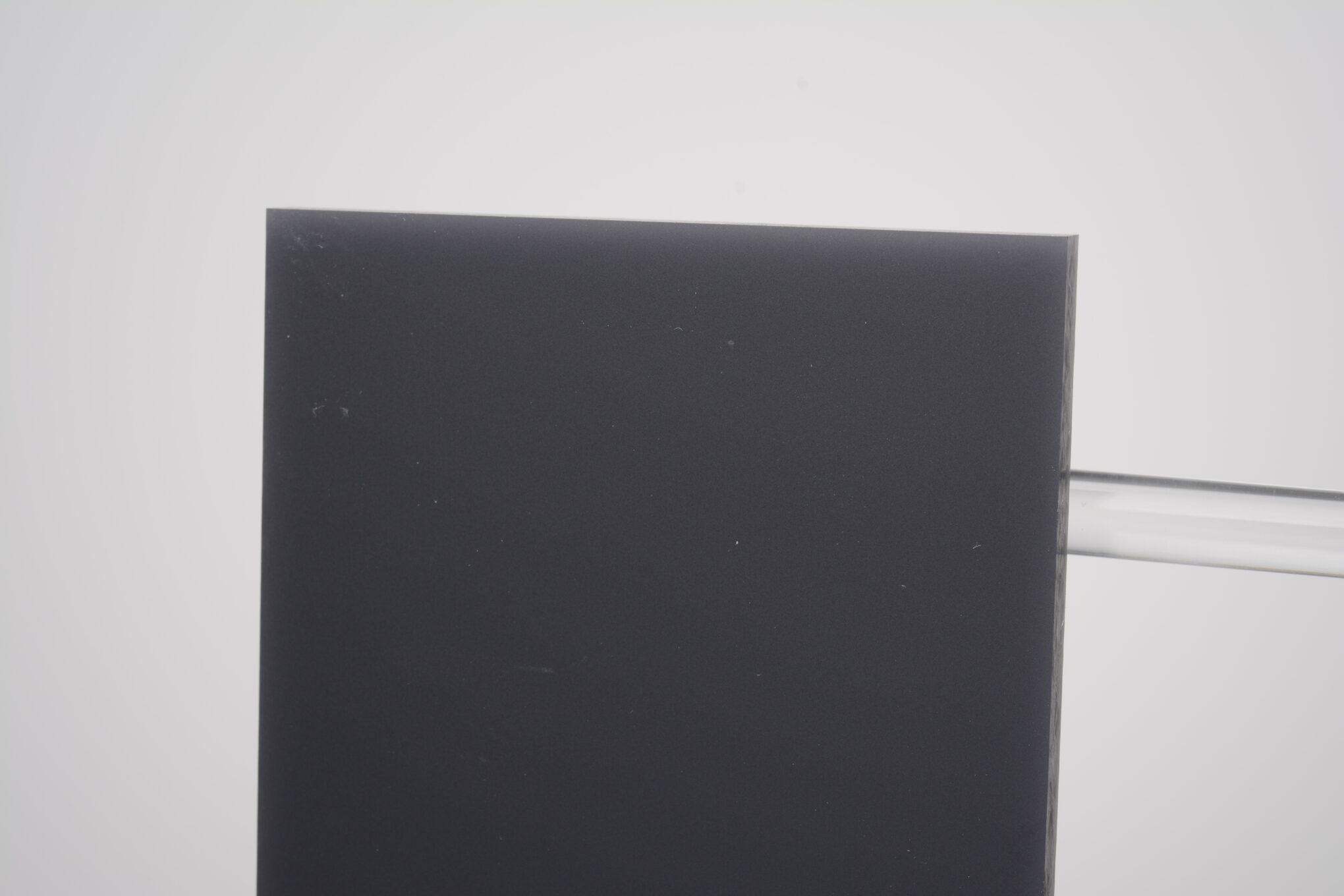 PLEXIGLAS-Satinice-Graphit-9H02-DC PLEXIGLAS® GS Satinice, Graphit 9H02 DC, matt – Bild 1