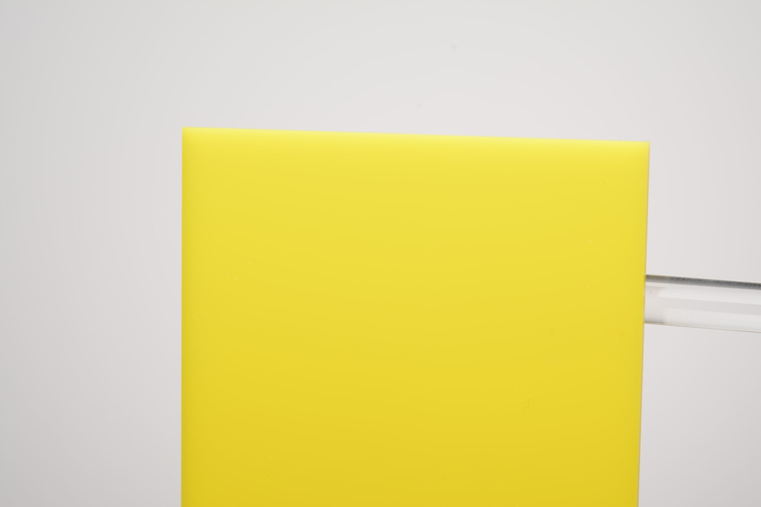 PLEXIGLAS-GS-Gelb-1H01 PLEXIGLAS® GS Allround, Gelb 1H01 – Bild 1
