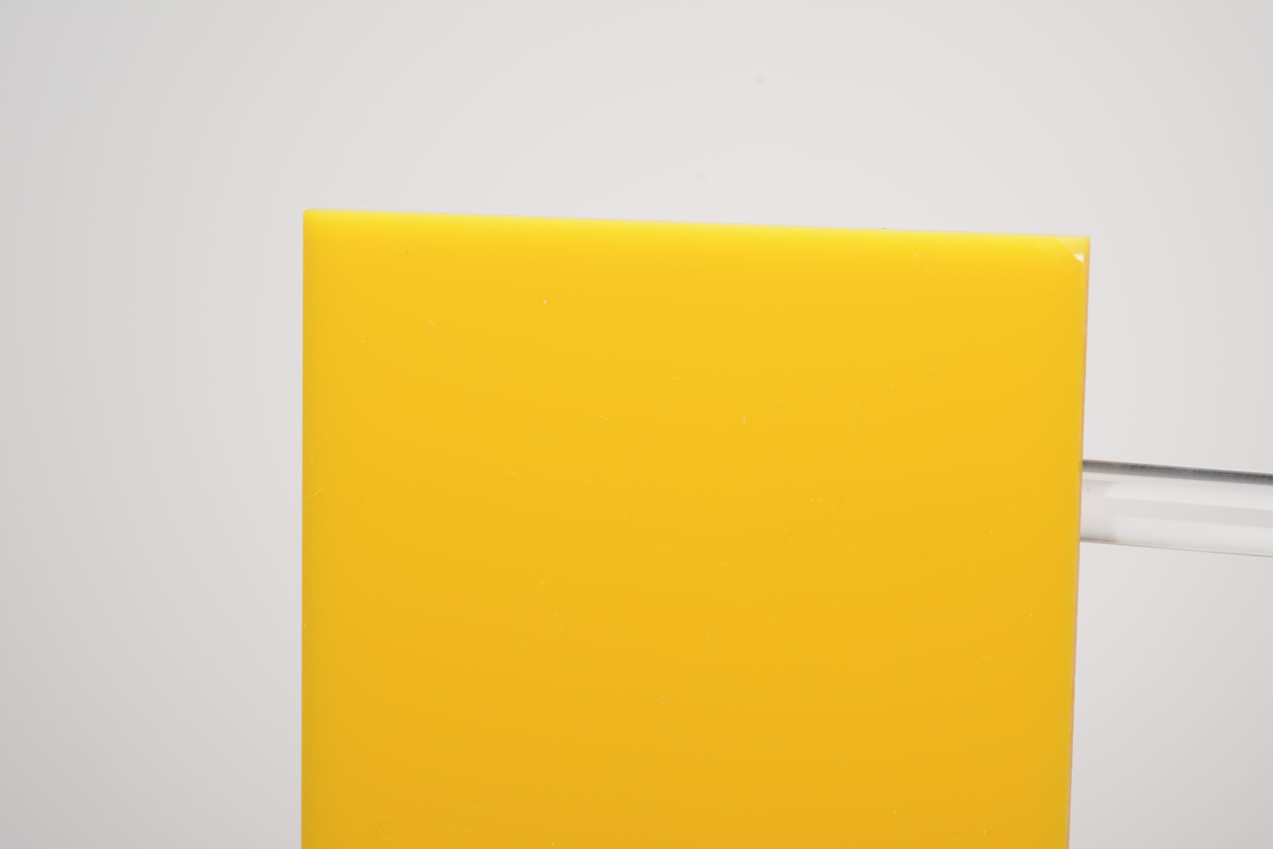 PLEXIGLAS-GS-Gelb-1H20 PLEXIGLAS® GS Allround, Gelb 1H20 – Bild 1