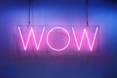 Neon-Schild, Beleuchtung, Werbung aus Plexiglas, Acrylglas für Club, Restaurant, Laden, Messe