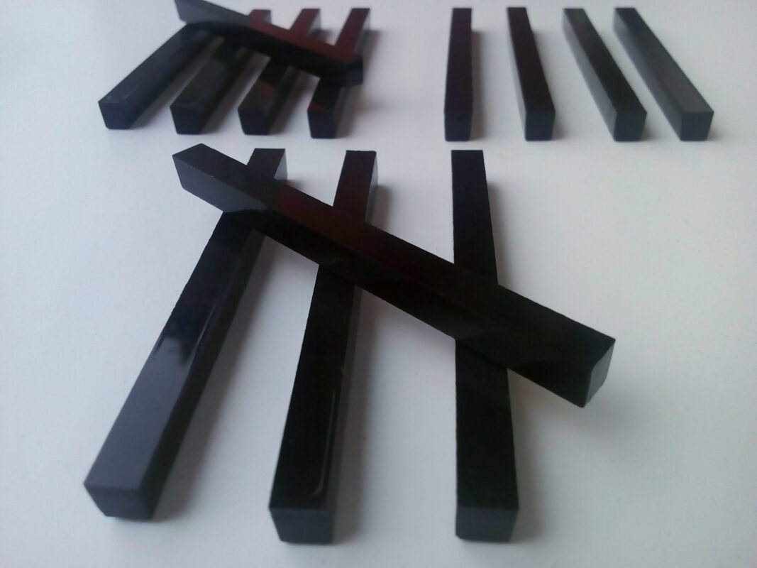 Streifen, Stäbe aus Plexiglas, Acrylglas, lasergeschnitten auf Lasercutter